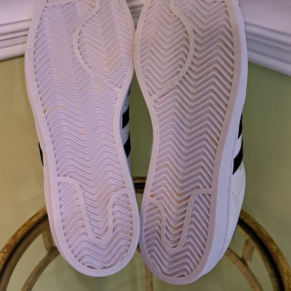 Adidas Originals Women's Superstar Shoes - Picture 13 of 16